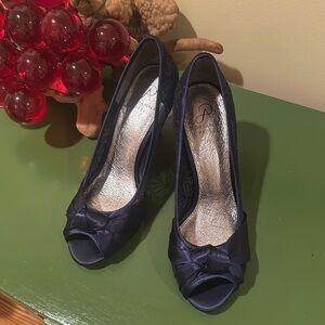 Adrianna Papell NWOT blue shoes with open toe